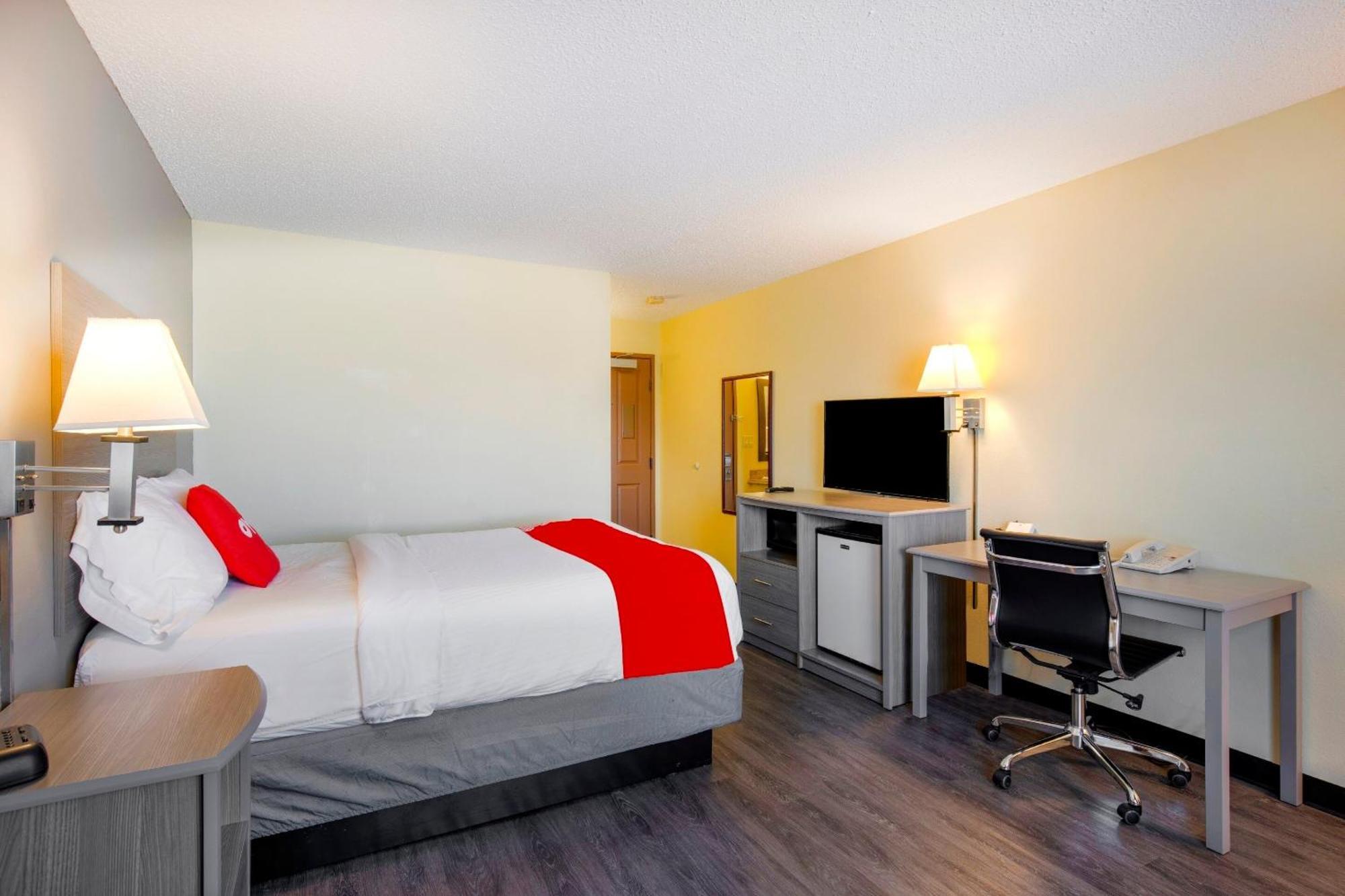 Oyo Hotel Castle Rock Co Downtown Ngoại thất bức ảnh