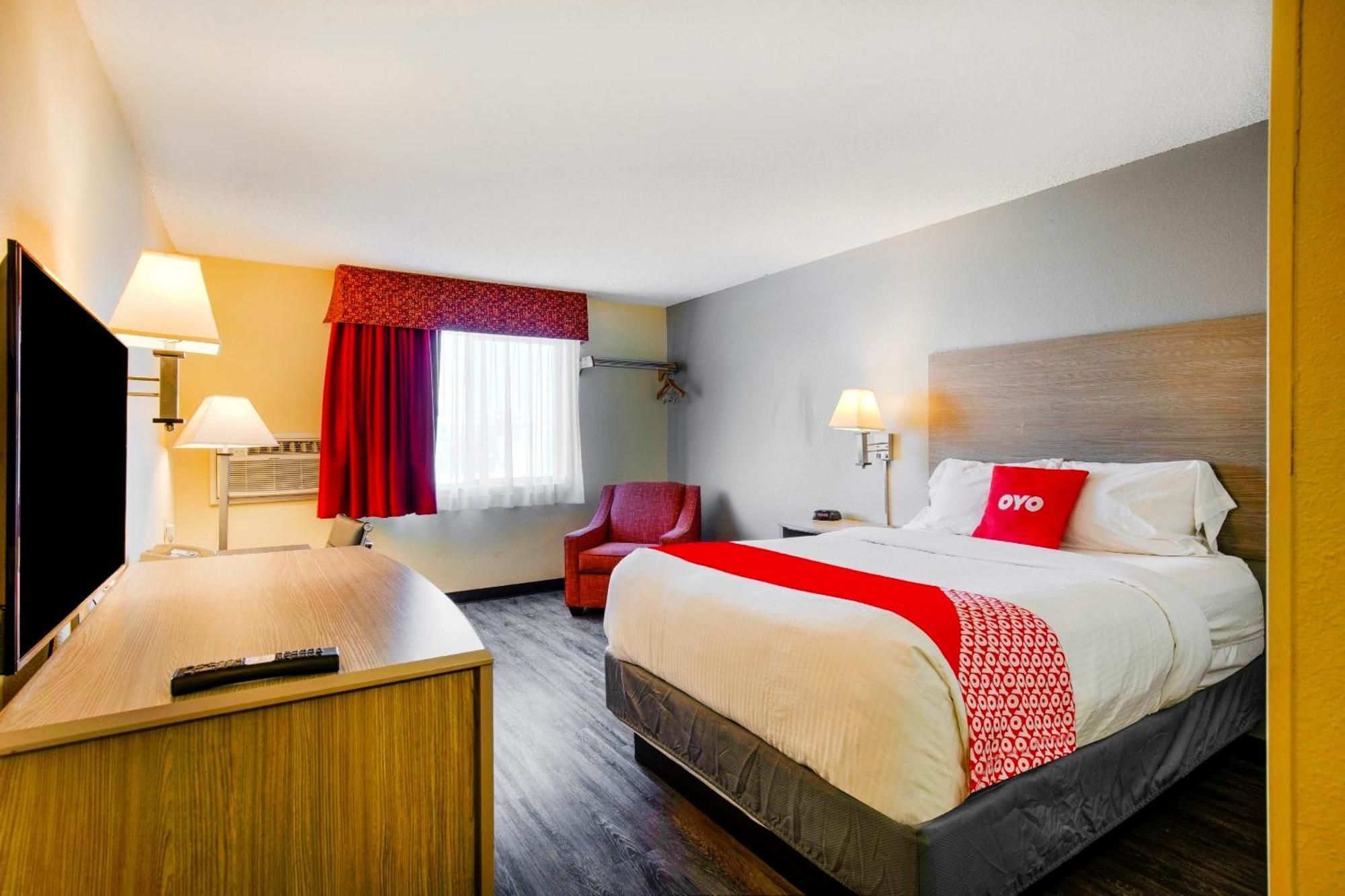 Oyo Hotel Castle Rock Co Downtown Ngoại thất bức ảnh
